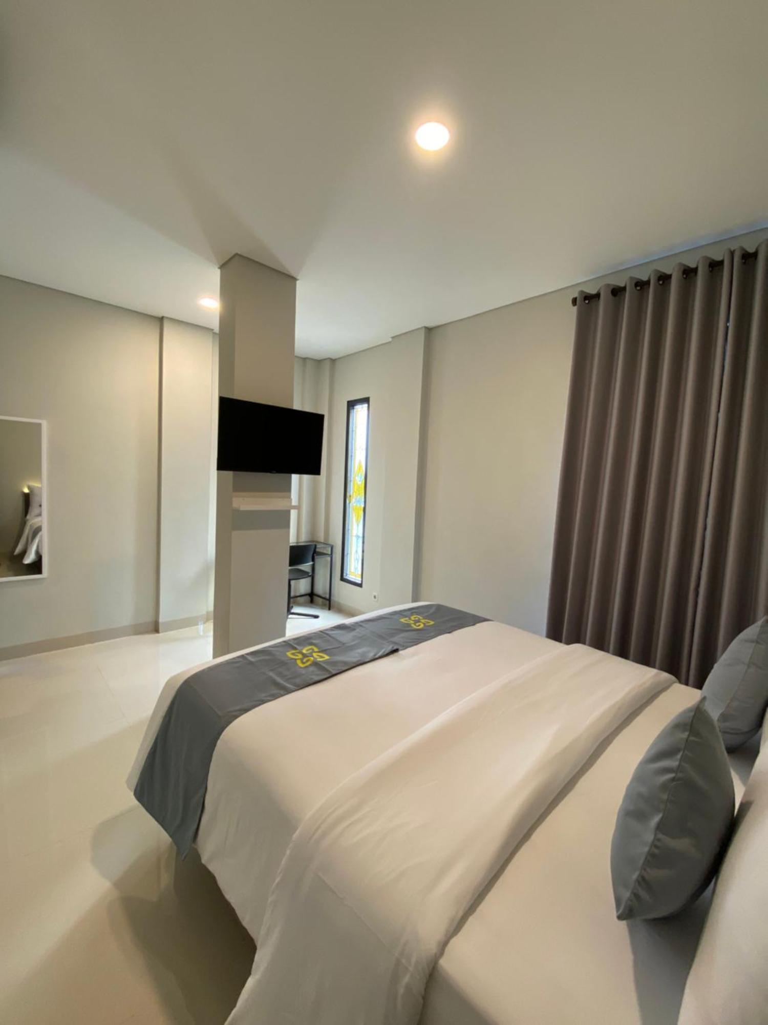 Ghurfati Hotel Wedana จาการ์ตา ภายนอก รูปภาพ