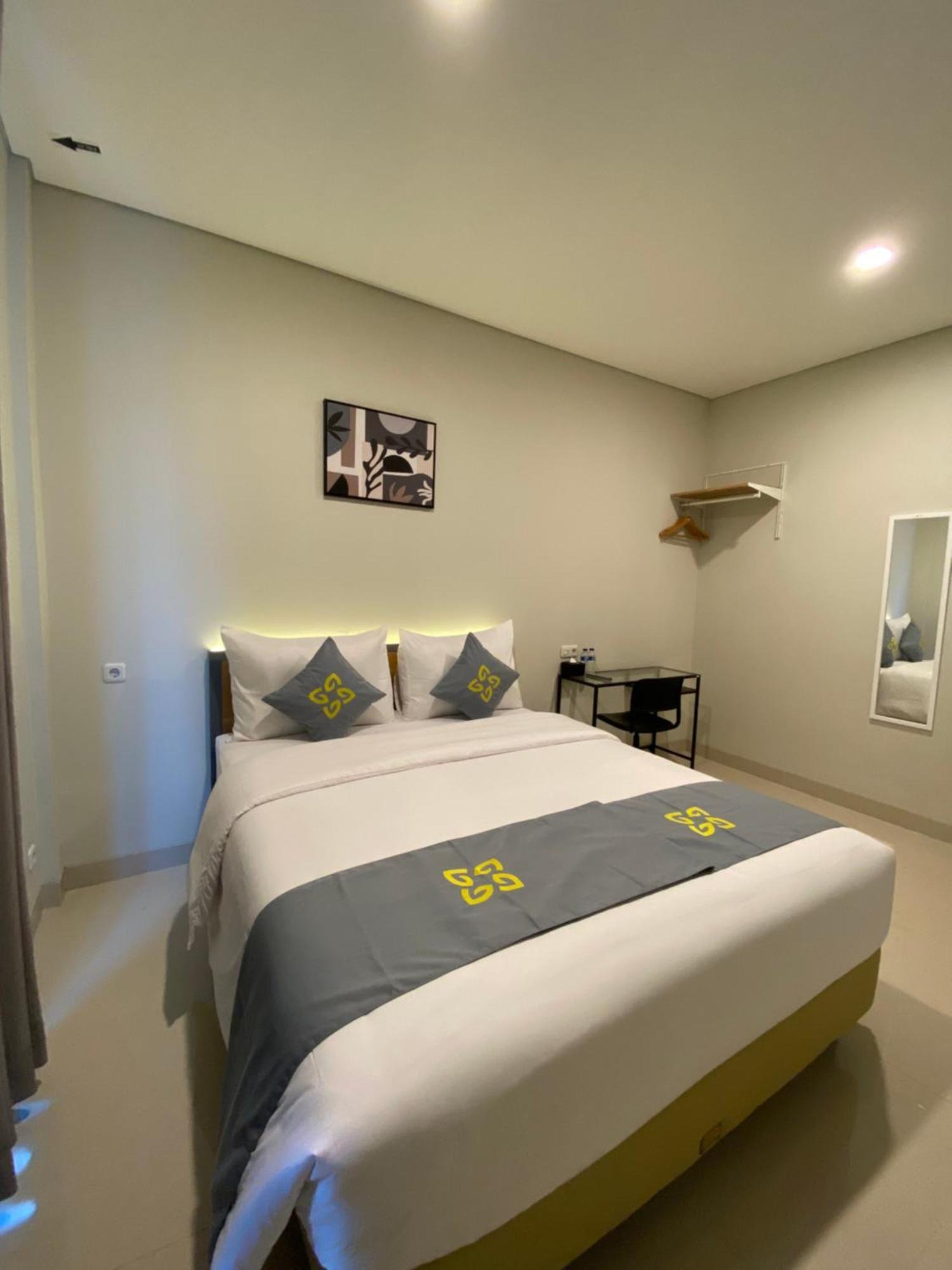 Ghurfati Hotel Wedana จาการ์ตา ภายนอก รูปภาพ