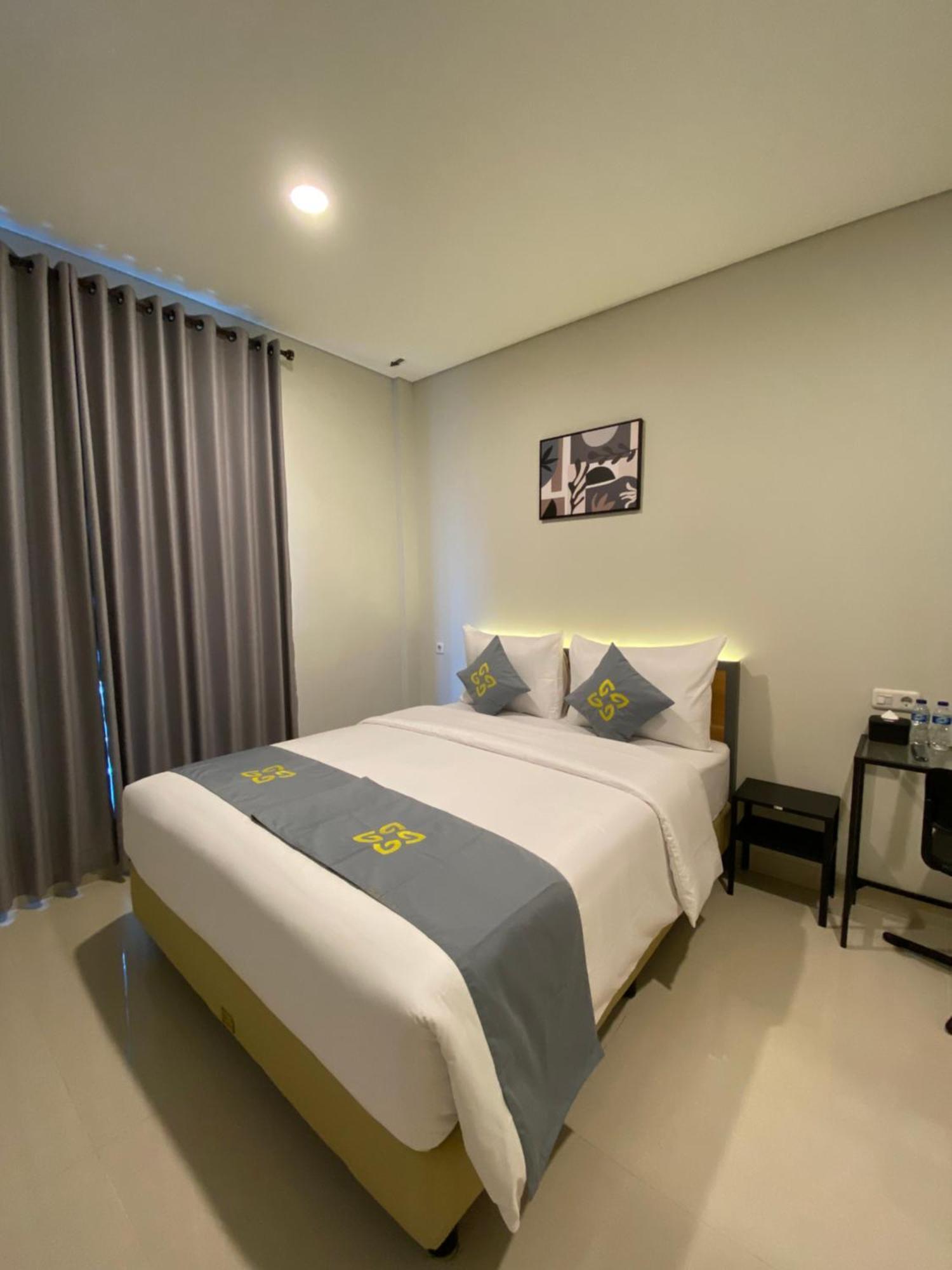 Ghurfati Hotel Wedana จาการ์ตา ภายนอก รูปภาพ