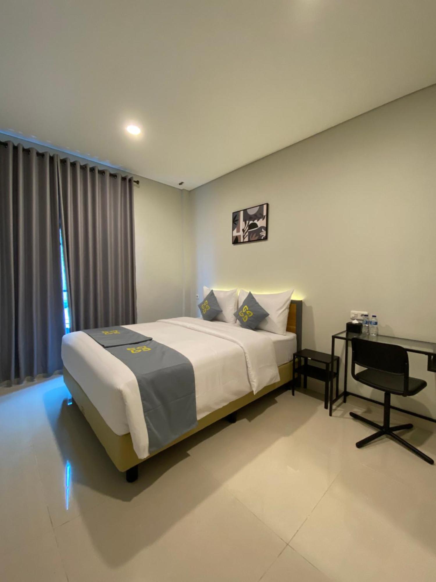 Ghurfati Hotel Wedana จาการ์ตา ภายนอก รูปภาพ