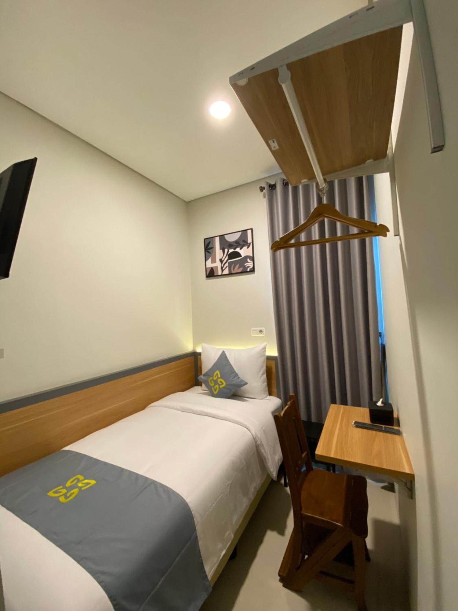 Ghurfati Hotel Wedana จาการ์ตา ภายนอก รูปภาพ